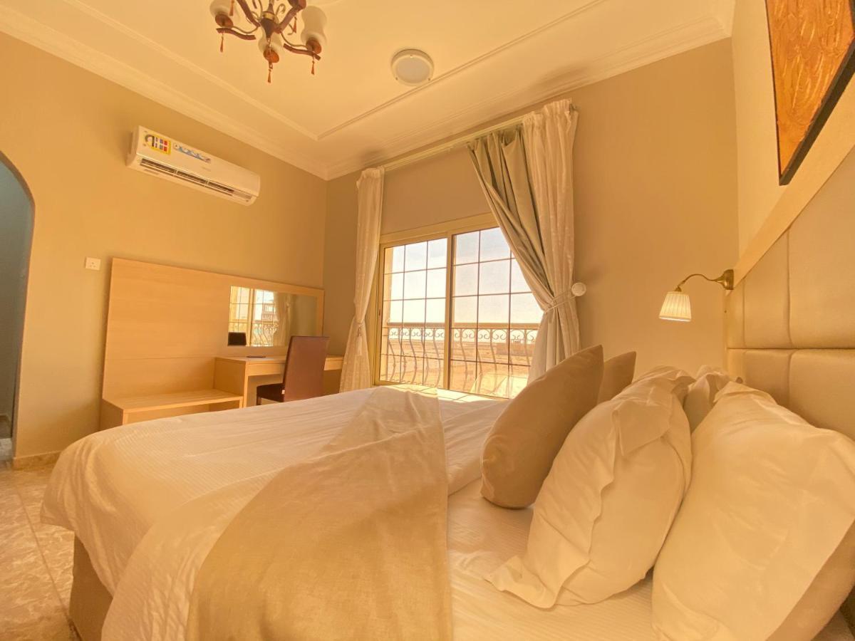 Hotel Arees Beach Rayyis Esterno foto