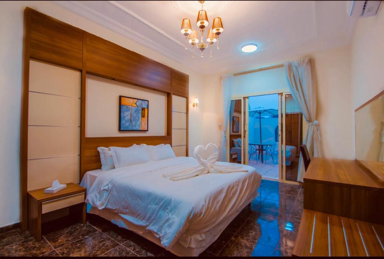 Hotel Arees Beach Rayyis Esterno foto